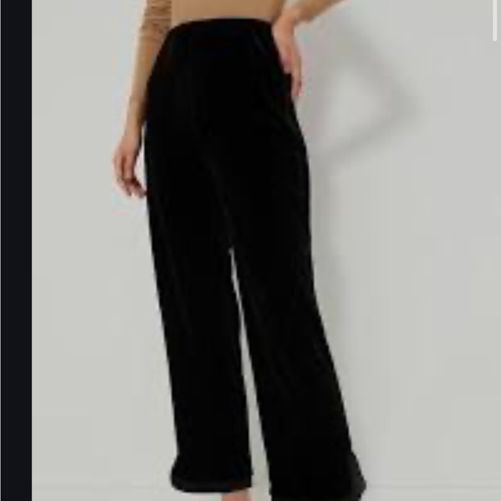 Tuckernuck - Black Velour Jojo Pants- size small